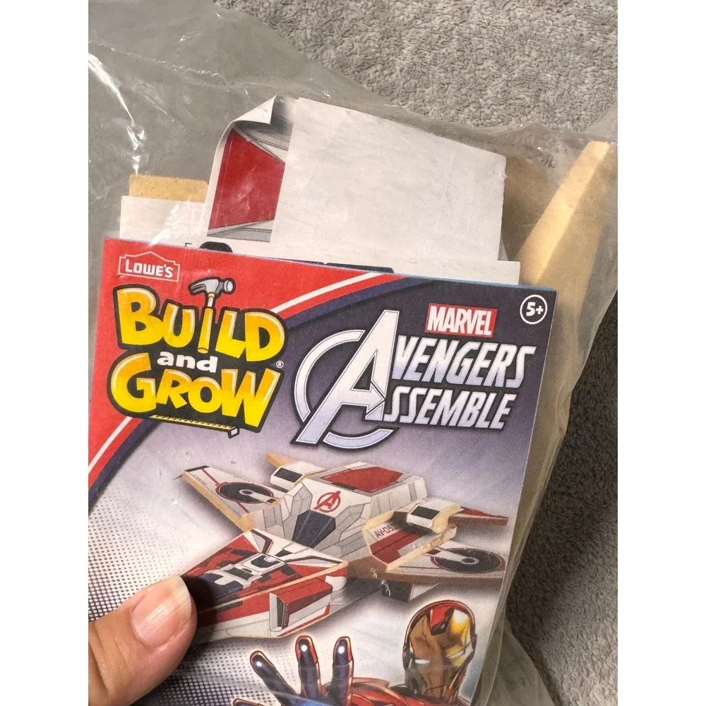Lowe's Build and Grow Marvel Avengers Assemble Avenjet Iron Man Wood Craft Kit